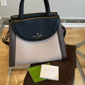 Kate Spade shoulder bag (9x7x5)